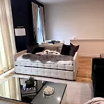 Vogue Bucktown Suite